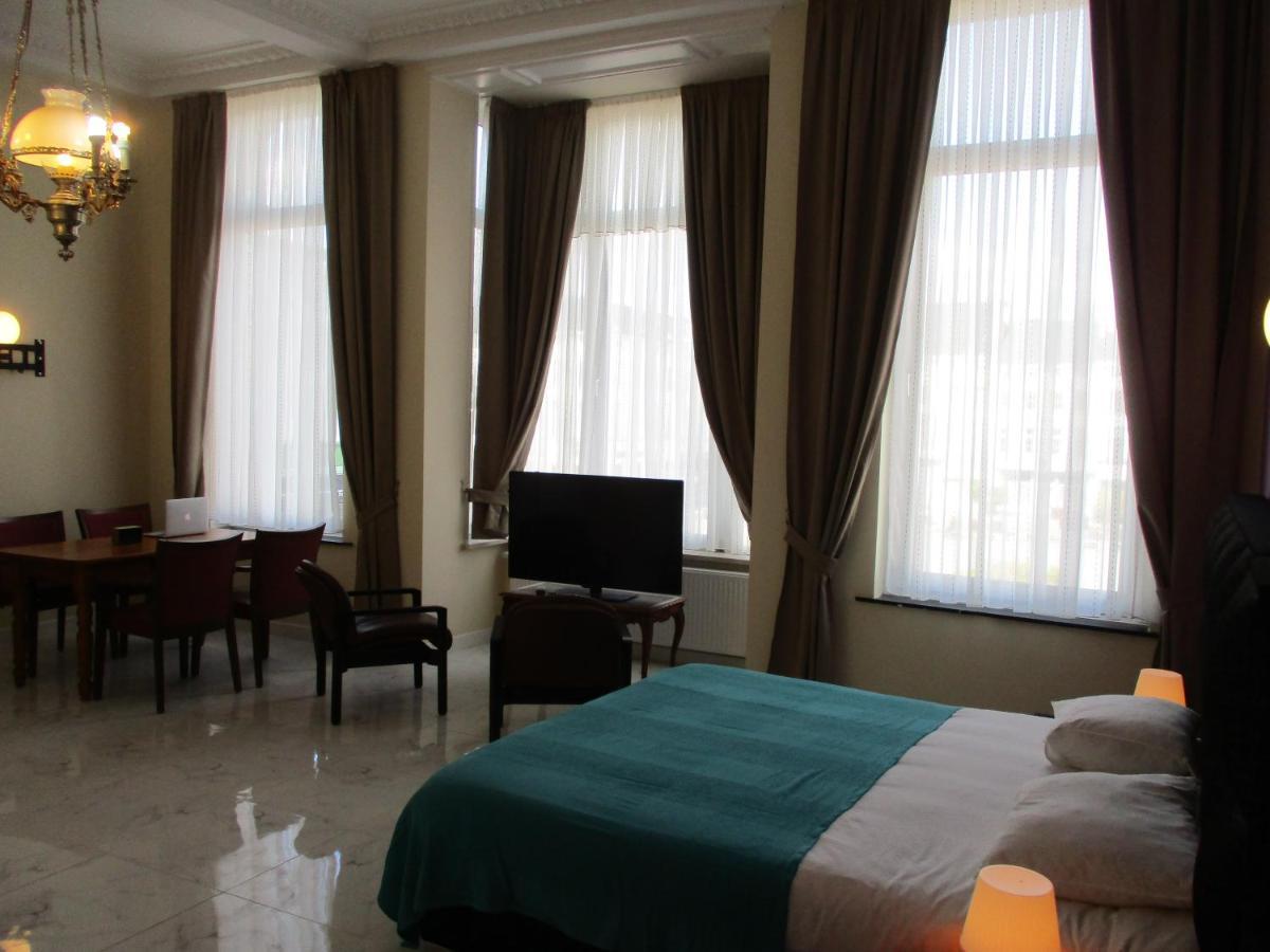 Hotel De La Gare อาลสท์ ภายนอก รูปภาพ
