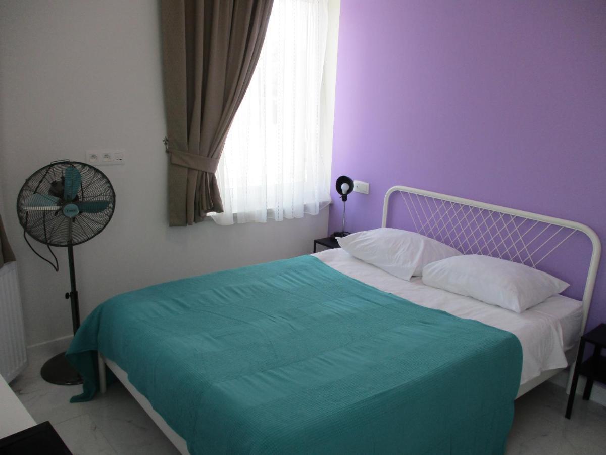 Hotel De La Gare อาลสท์ ภายนอก รูปภาพ